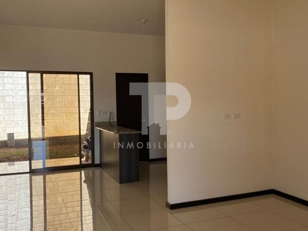 Casa de Una Planta en San Pablo de Heredia JC10