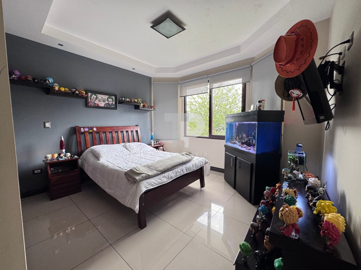 Casa en San José de la Montaña en Barva, Heredia JRSC13 - Imagen 12