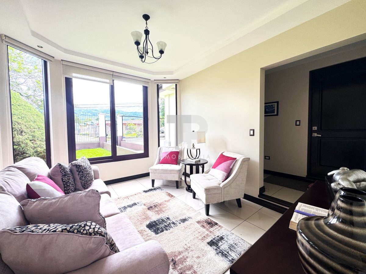 Casa en San José de la Montaña en Barva, Heredia JRSC13 - Imagen 25