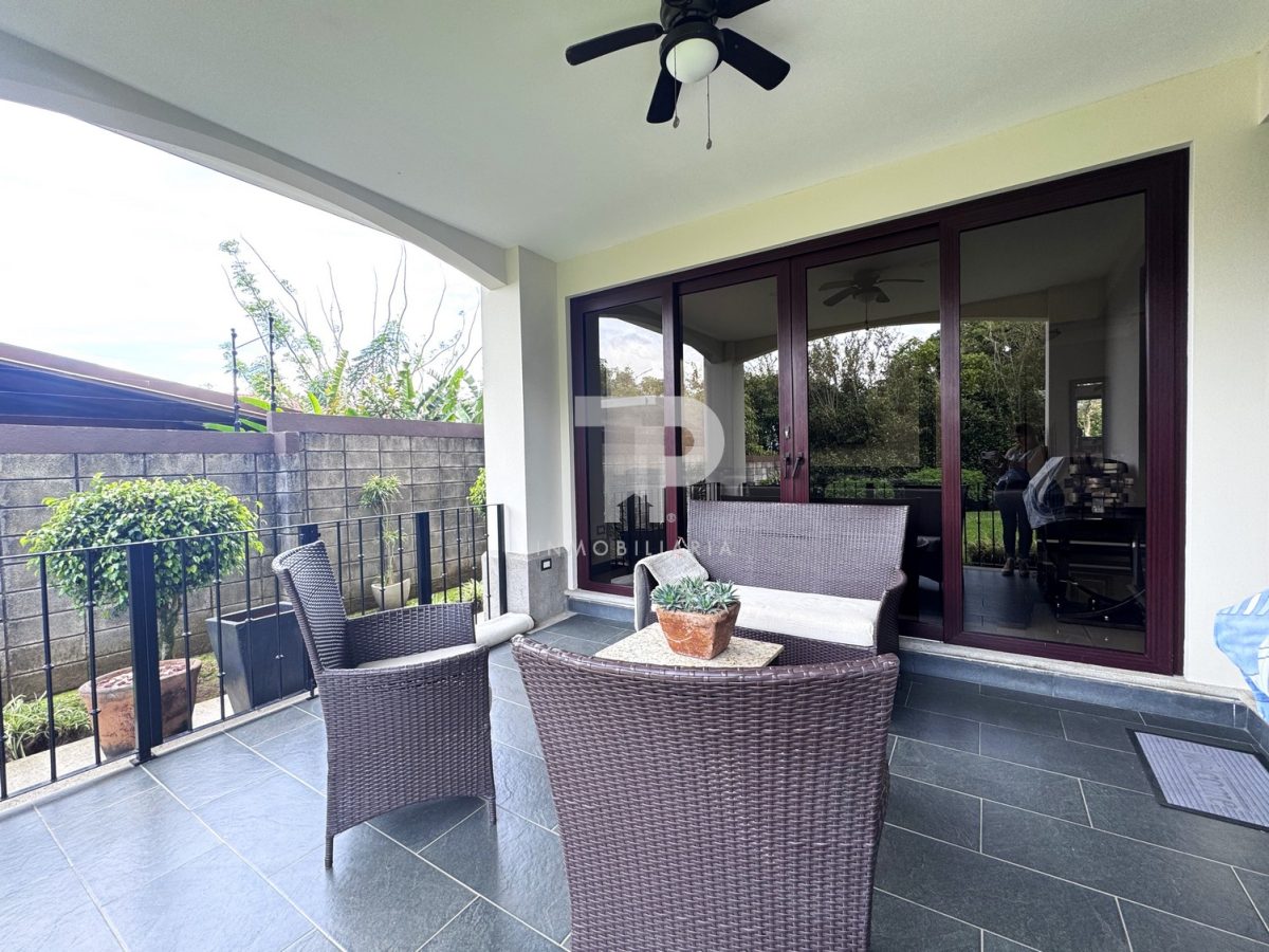 Casa en San José de la Montaña en Barva, Heredia JRSC13 - Imagen 30