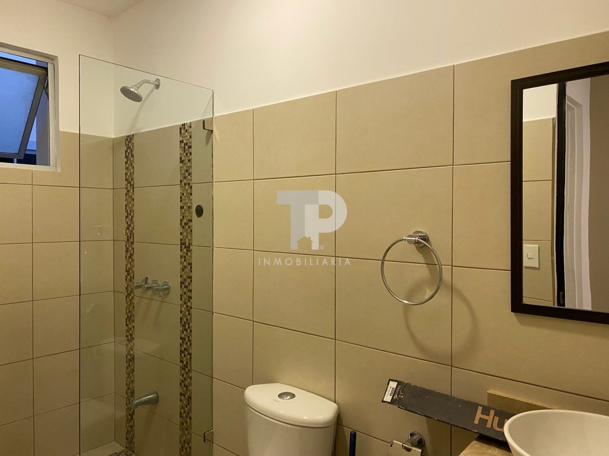 Amplio Apartamento en San Francisco de Heredia JC12 - Imagen 9