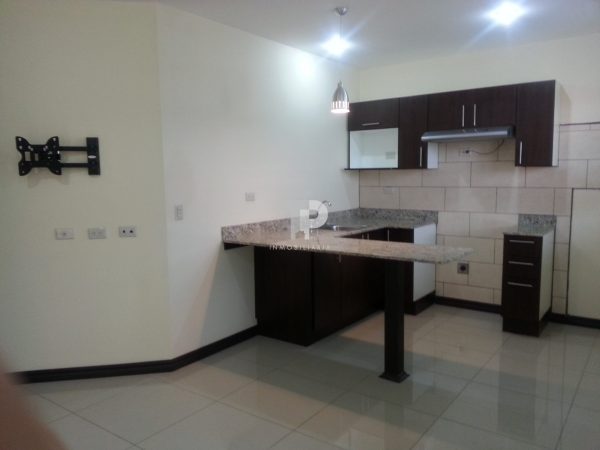 Apartamento en Heredia con Modernos Acabados. JC65