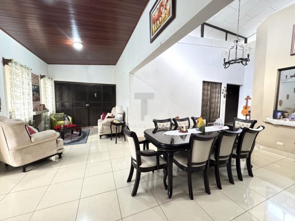 Casa en Santo Domingo de Heredia JRSC17
