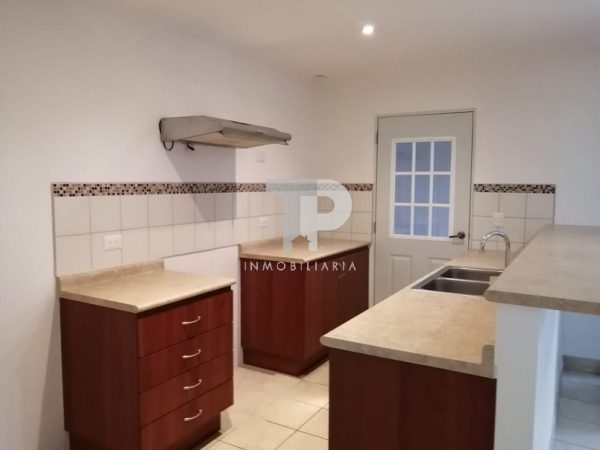 Casa de Una Planta en Santa Lucía de Heredia JCC55