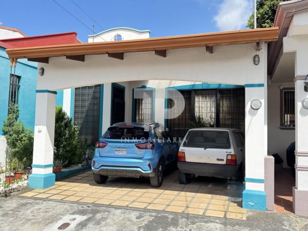 Casa en Mercedes Sur, de una planta. JRC85