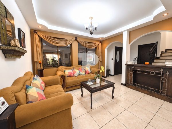 Casa en Santiago de San Rafael, Heredia SCG4