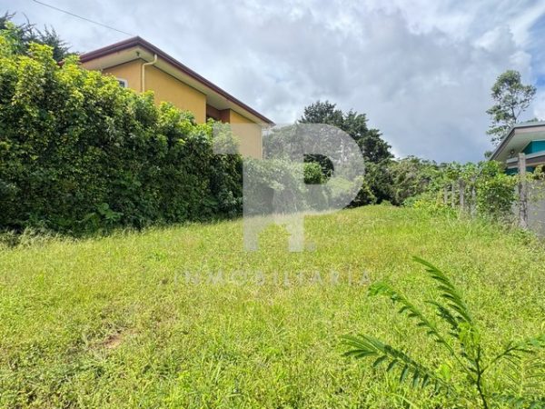 Lote en Buena Vista-Barva. JRC65
