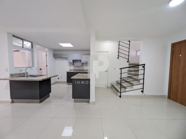 Casa en San Pablo de Heredia SCG30