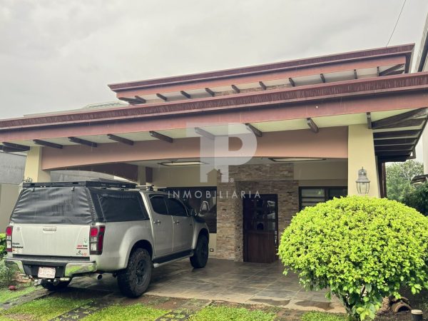 Casa en San Roque de Barva-Condominio. JRC700
