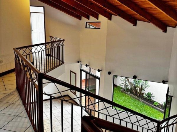 Amplía Casa en San Pablo de Heredia (JC69)